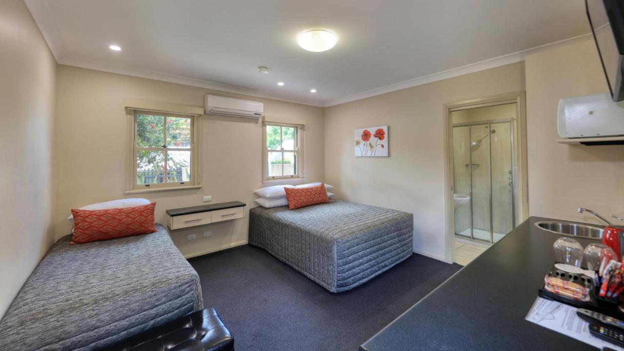 Prince Of Wales Hotel Gulgong Εξωτερικό φωτογραφία